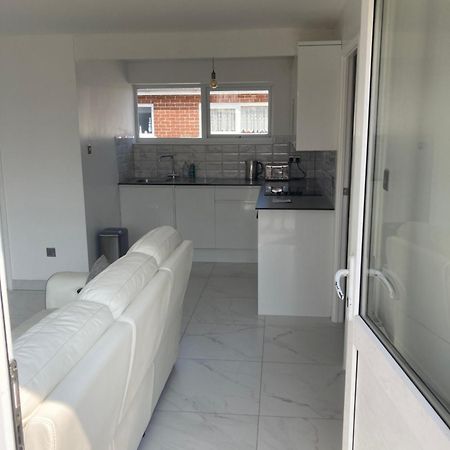 2 Bed Chalet Romney Sands Greatstone Ngoại thất bức ảnh