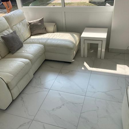 2 Bed Chalet Romney Sands Greatstone Ngoại thất bức ảnh