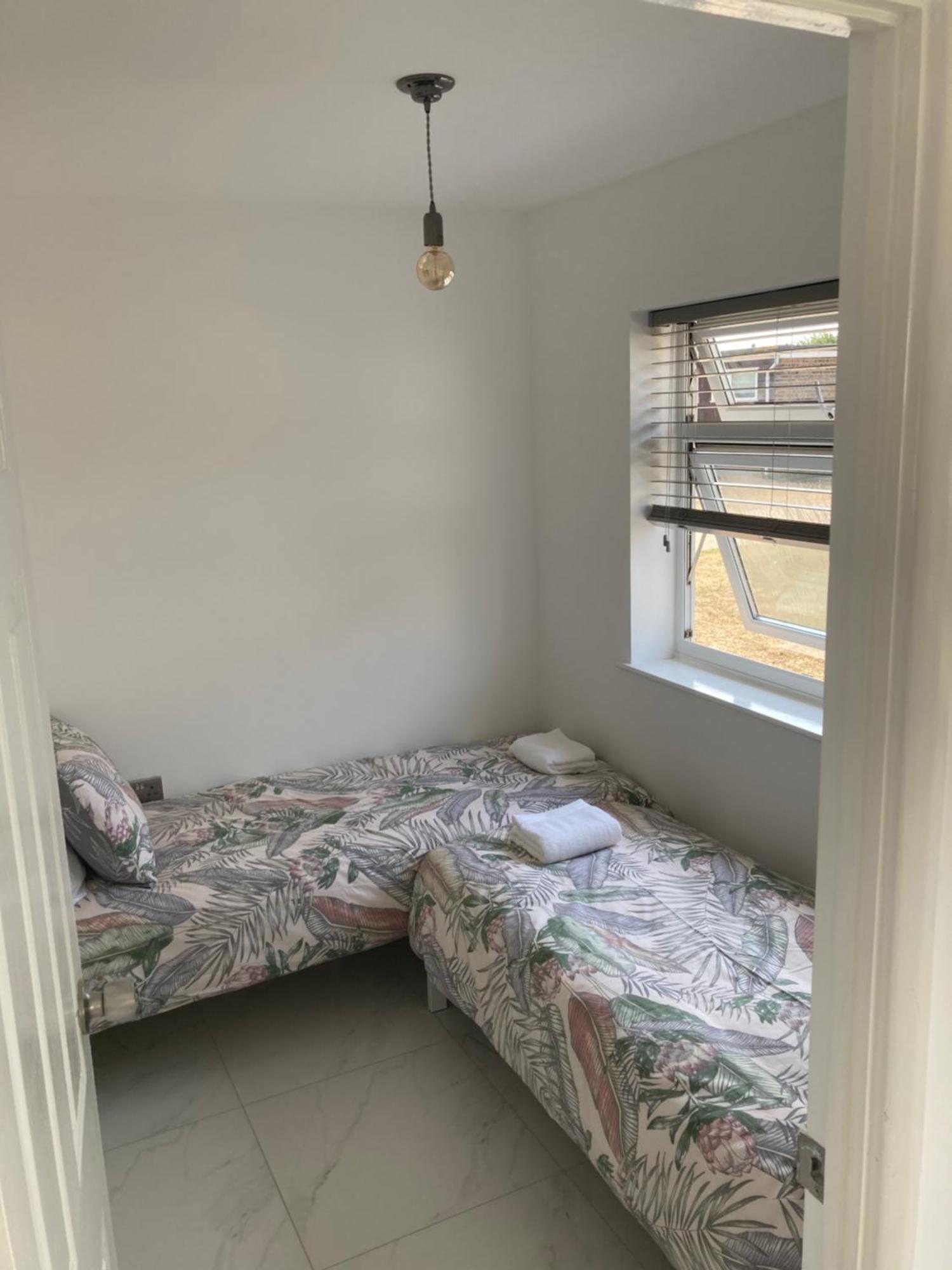 2 Bed Chalet Romney Sands Greatstone Ngoại thất bức ảnh