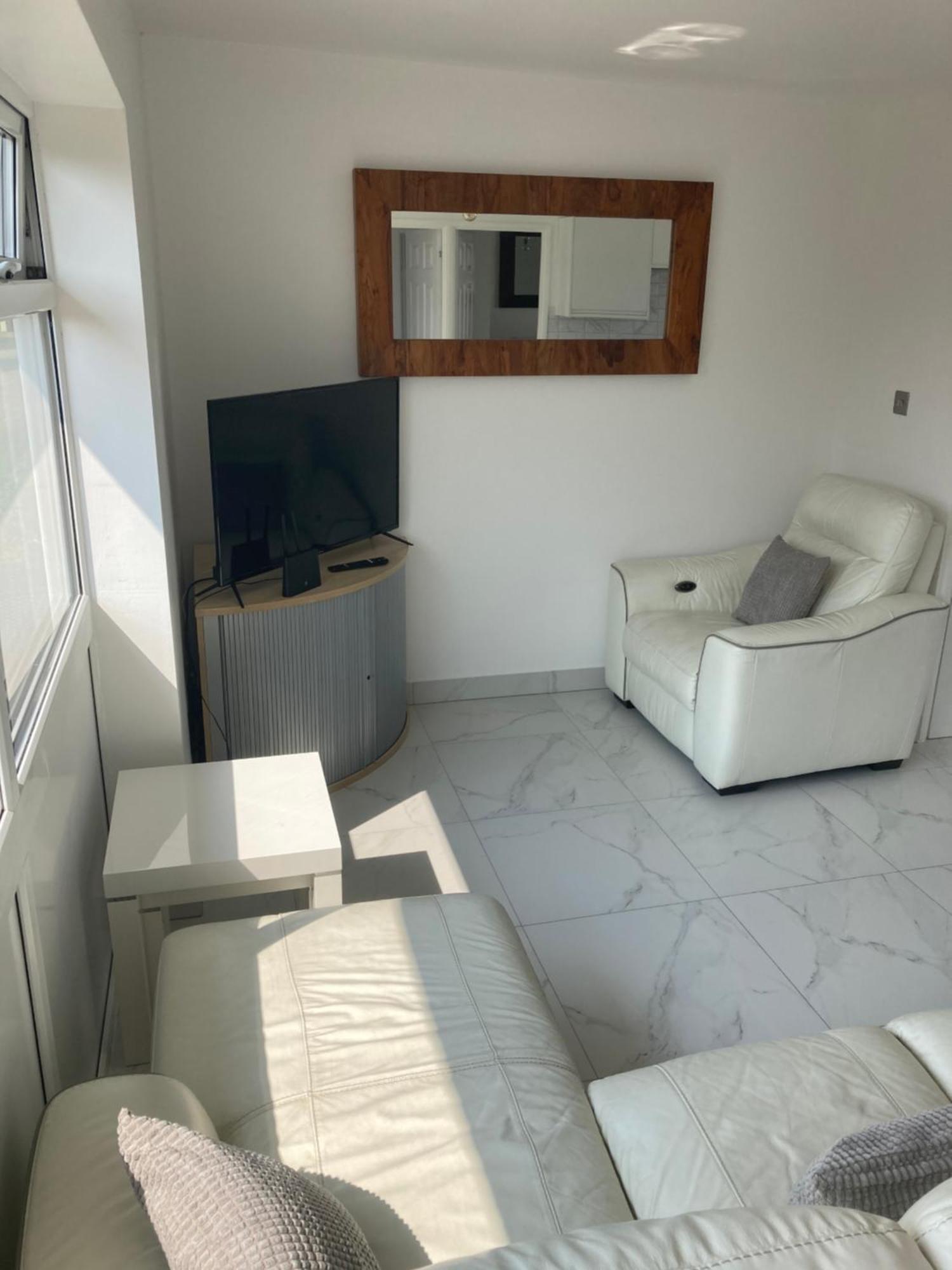 2 Bed Chalet Romney Sands Greatstone Ngoại thất bức ảnh